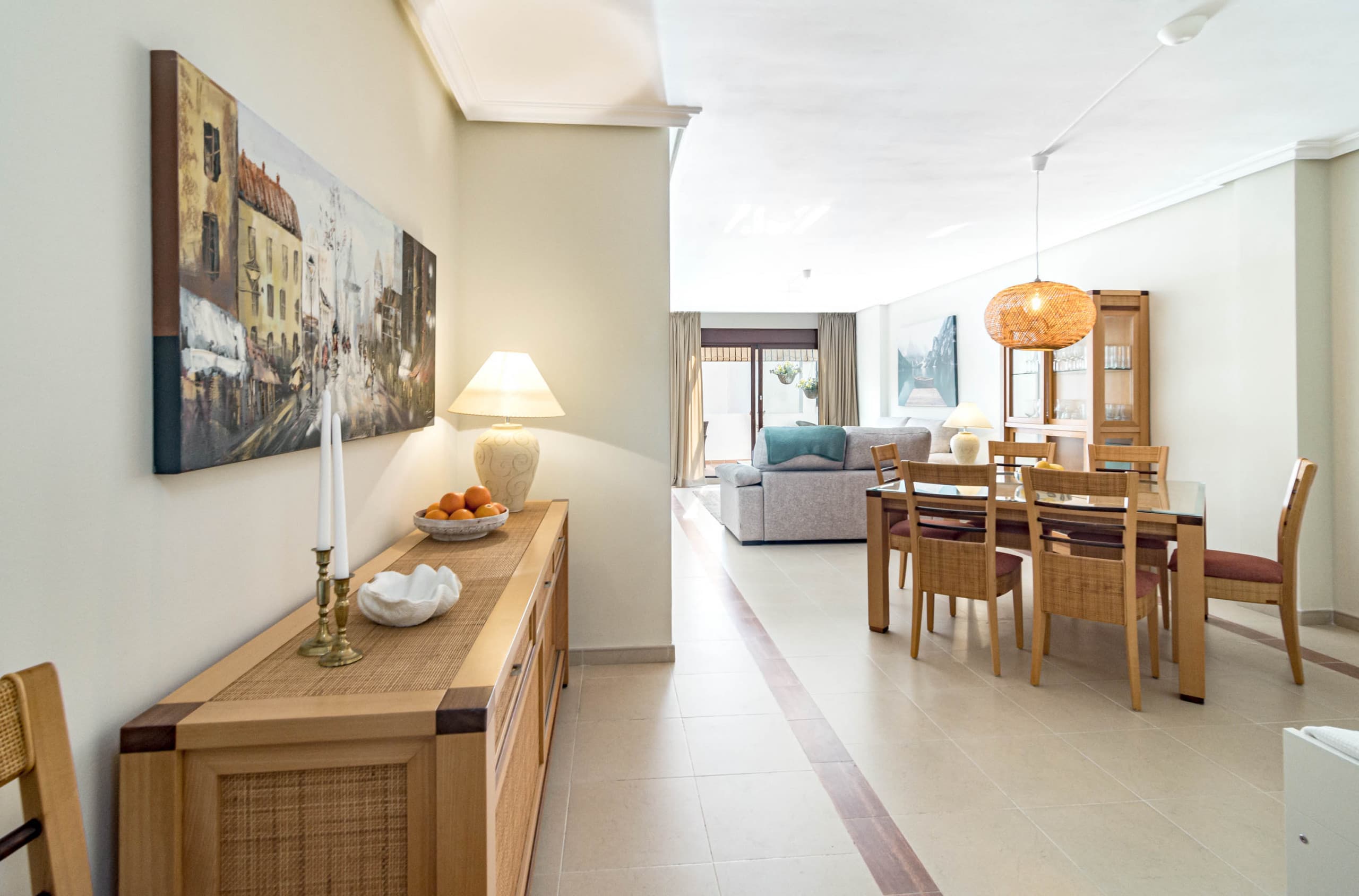 Amazing 2-Bedroom Retreat in Nueva Andalucia, Steps from Centro Plaza - Image 3