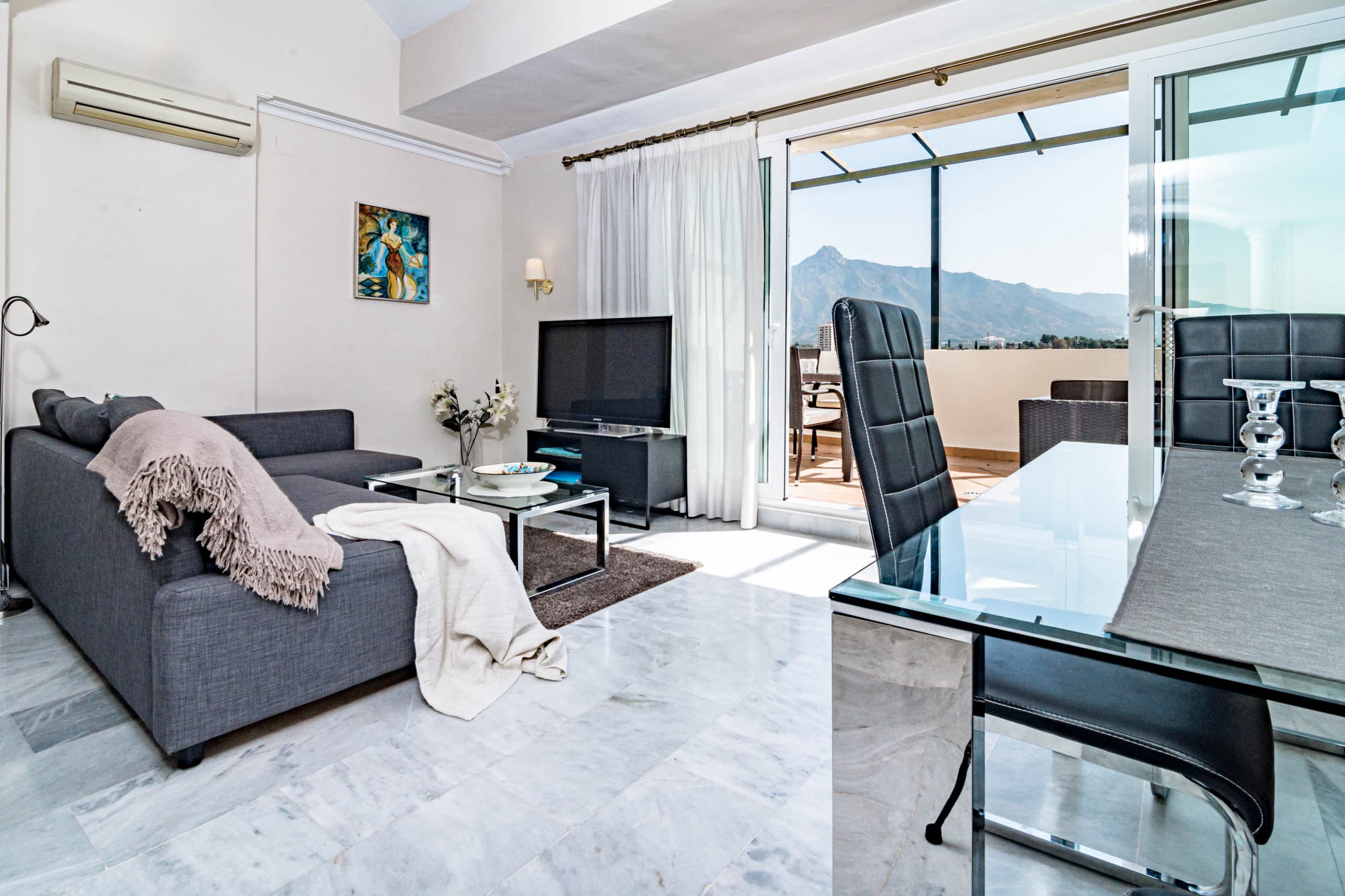 Spacious 2 Bedroom Apartment in Puerto Banus with a Private Terrace and Mountain Views - Image 3