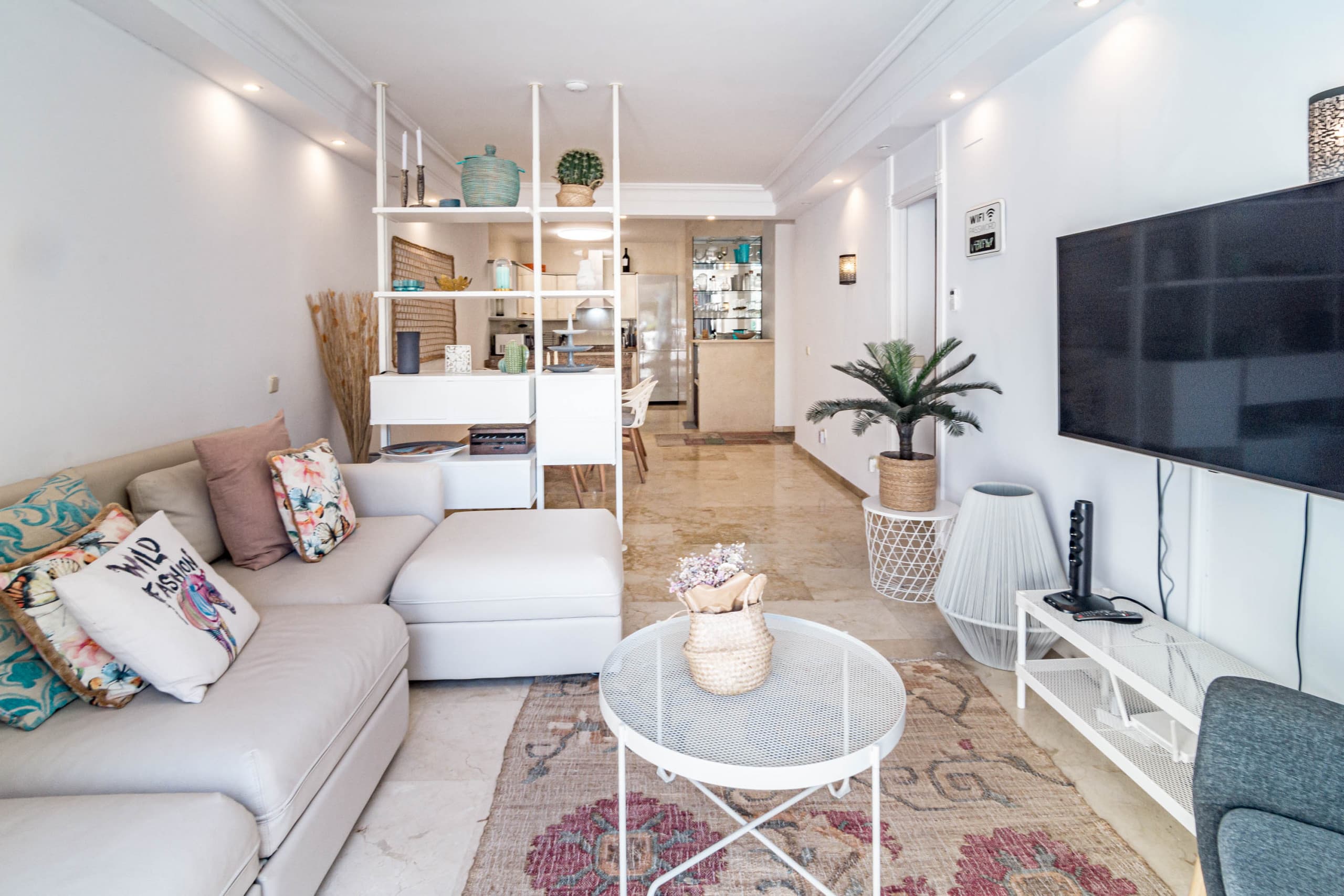 Cozy 2 bedroom corner apartment in Puerto Banus with a Stunning Terrace - Image 2