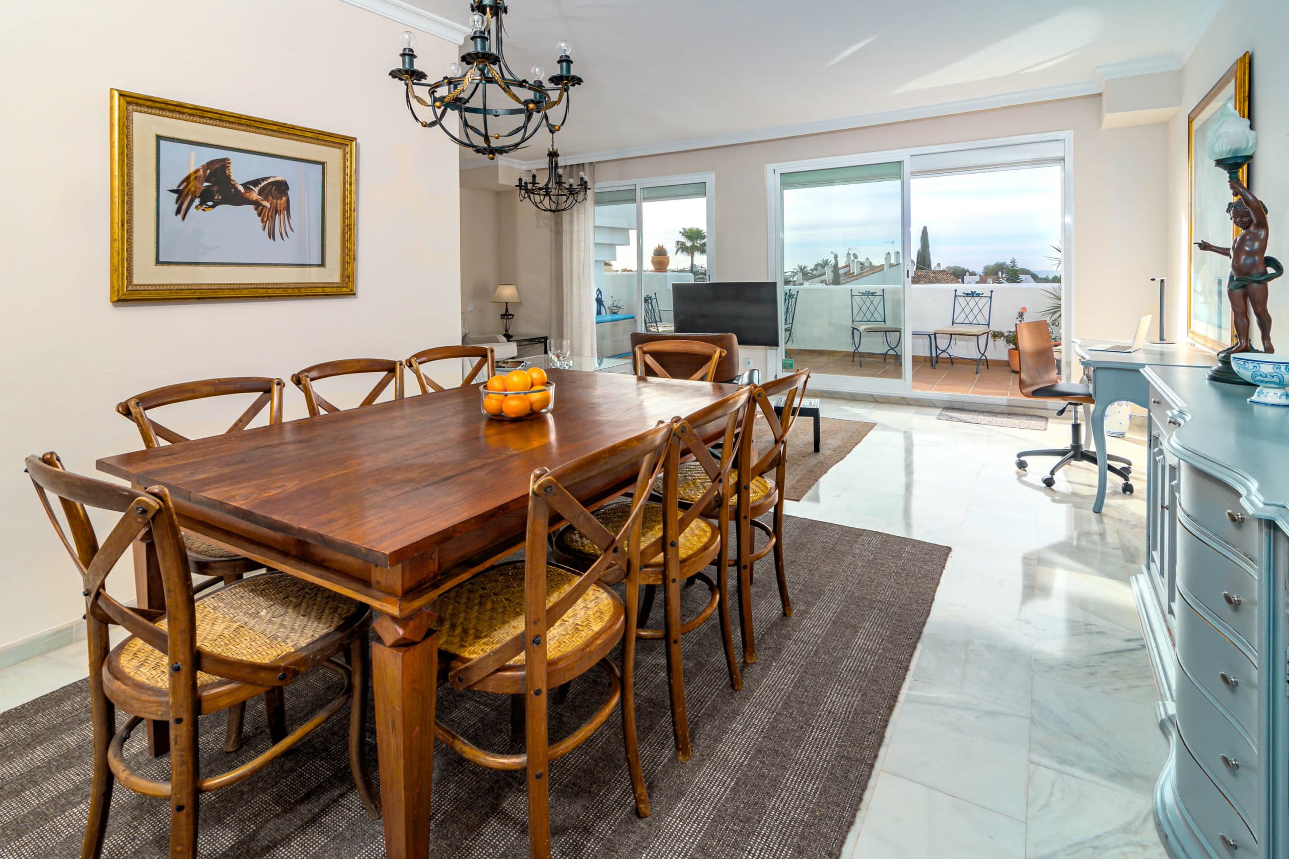 Andalusian Elegance apartment in El Paraiso with 360 views over Sea and Mountains - Image 2