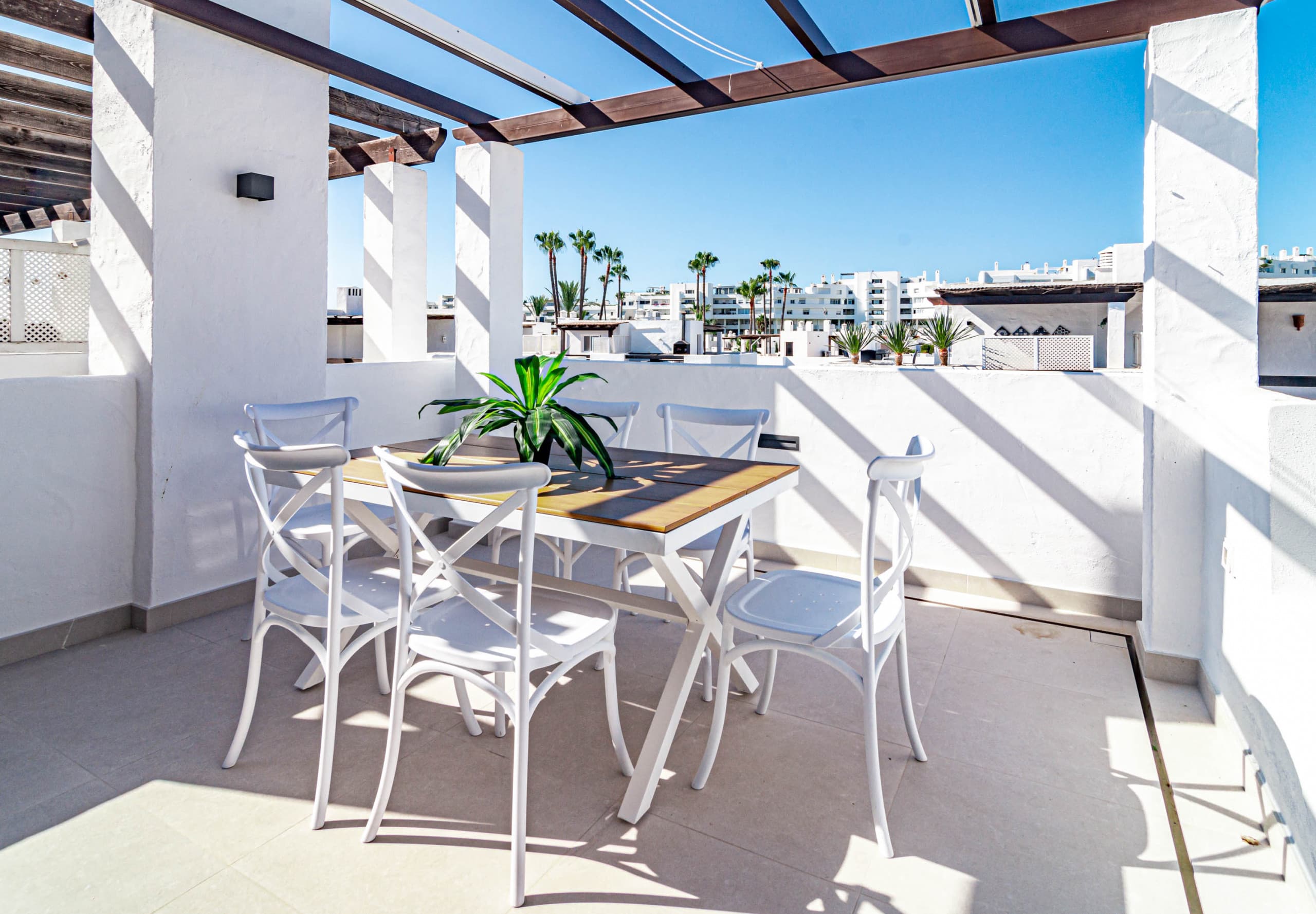 Beautiful Townhouse, walking distance to the beach - Image 3