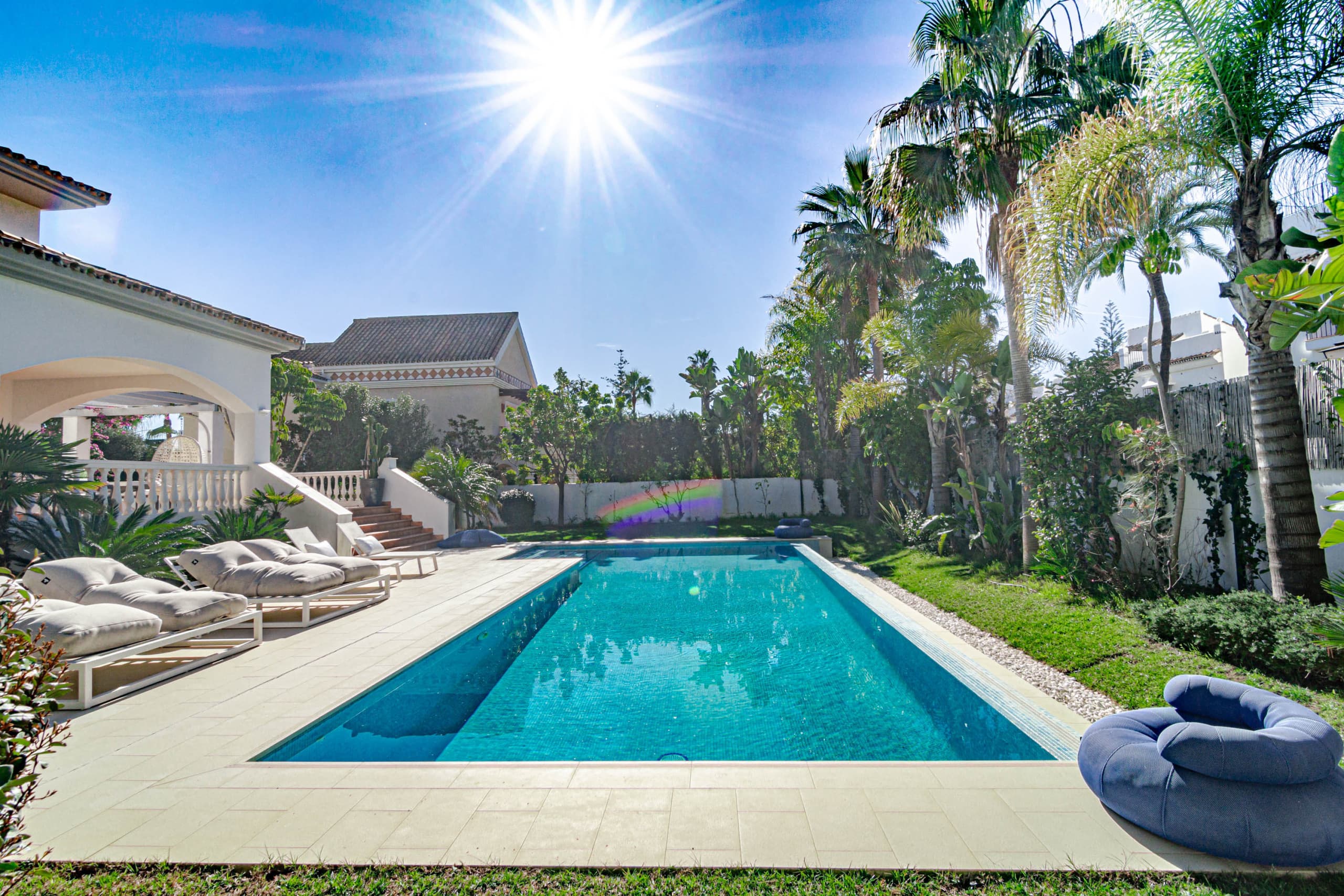 Charming Andalusian 5-Bedroom Villa in Cortijo del Mar footsteps away from the beach - Image 6