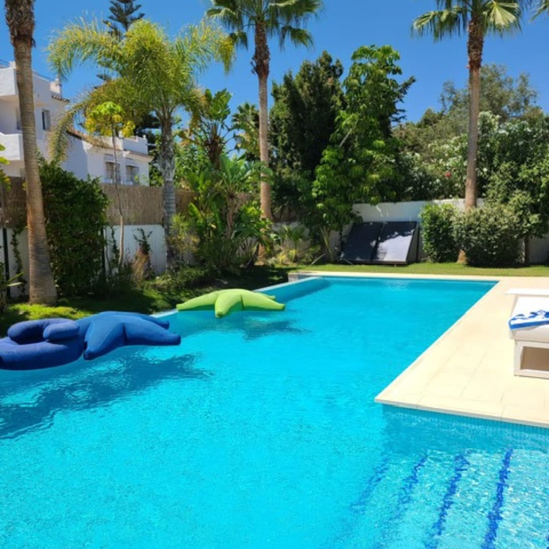 Charming Andalusian 5-Bedroom Villa in Cortijo del Mar footsteps away from the beach - Image 3