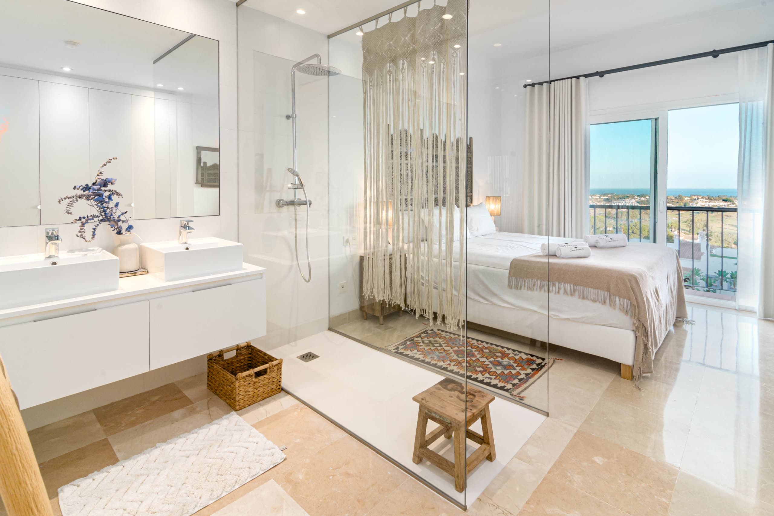 Stunning apartment with great views in El Paraiso Alto - Image 7