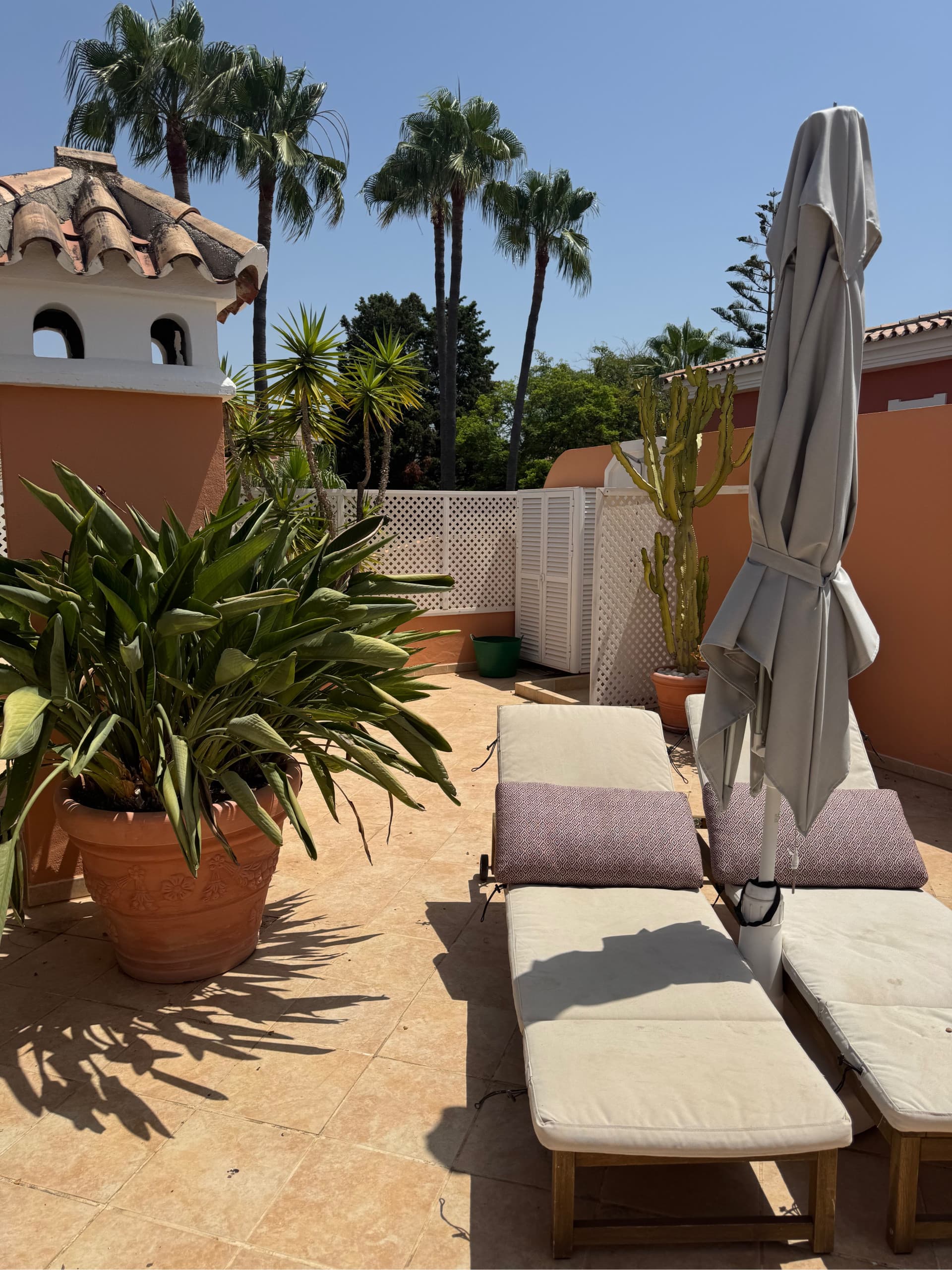 Estepona stylish beach front apartment - Image 7