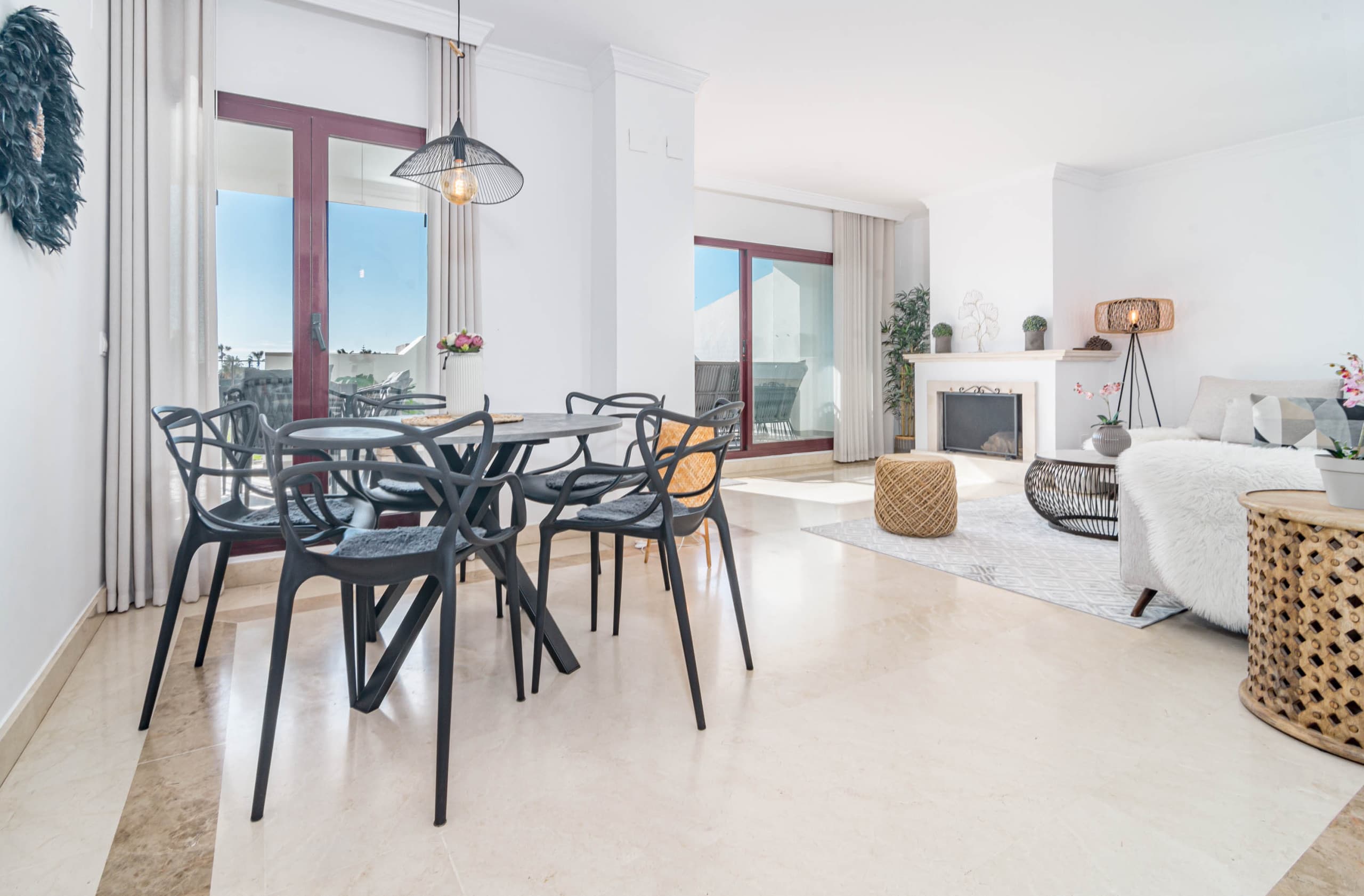4 bedroom apartment 150m from the beach - Image 2