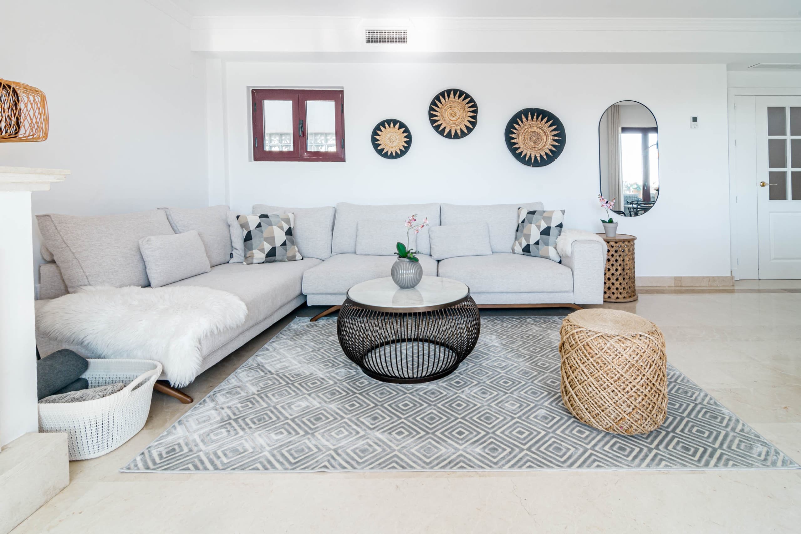 4 bedroom apartment 150m from the beach - Image 7