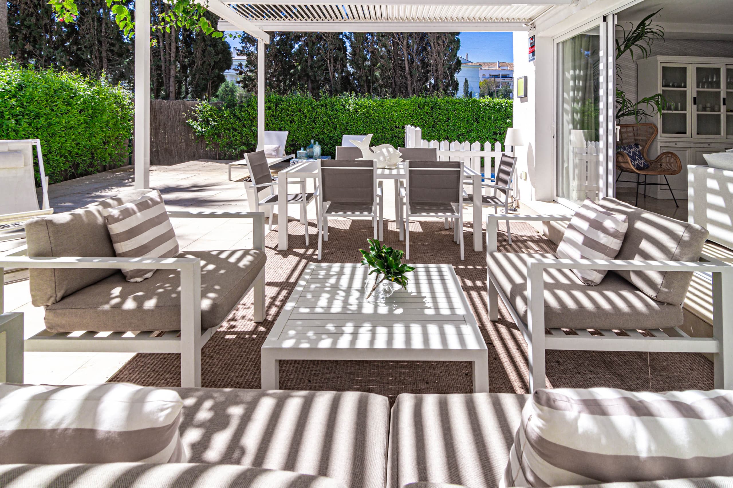 Beach front townhouse with plunge pool - Image 3